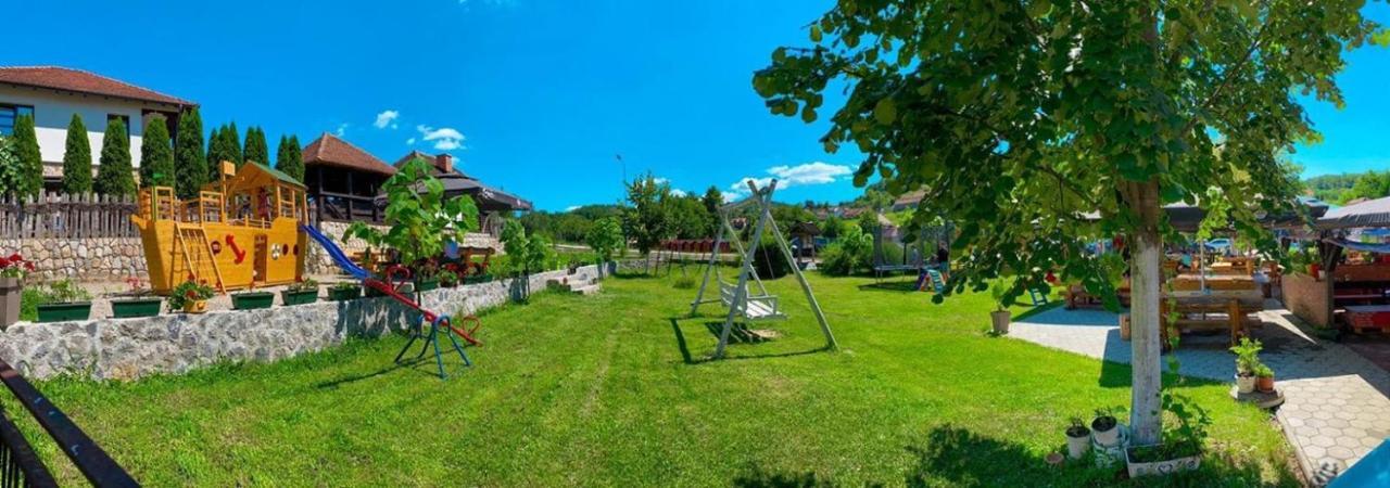 Restoran,,Vuk,, Trsic Bed & Breakfast Екстериор снимка